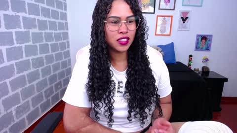 Karen online show from 12/11/24, 03:45