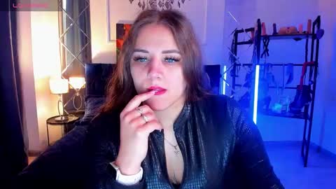 Sofia online show from 09/15/25, 12:32