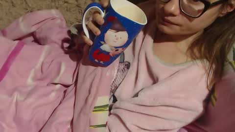 say meow and send tips  online show from 12/03/24, 12:35