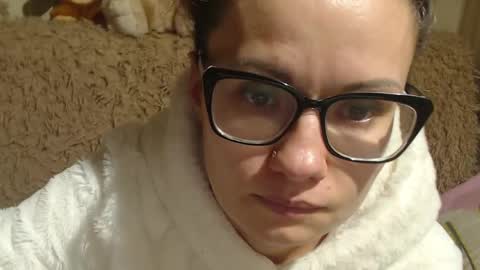 say meow and send tips  online show from 12/20/24, 08:23