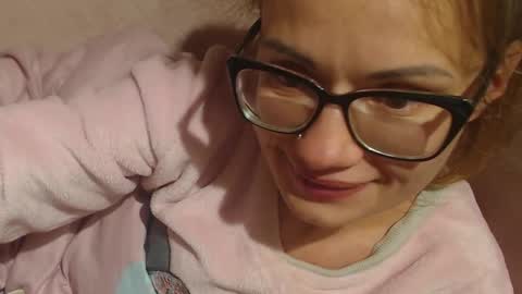 say meow and send tips  online show from 10/15/25, 08:31