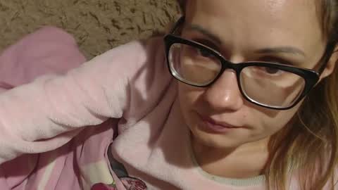 Snapshot of candylady136 chatting on 12/04/24, 12:52 say meow and send tip online show from 12/04/24, 12:52