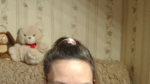 Snapshot of candylady136 chatting on 01/12/25, 04:08 say meow and send tip online show from 01/12/25, 04:08