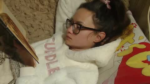 Snapshot of candylady136 chatting on 01/16/25, 10:34 say meow and send tip online show from 01/16/25, 10:34