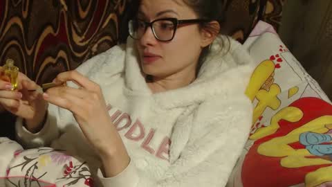 Snapshot of candylady136 chatting on 02/27/25, 07:47 say meow and send tip online show from 02/27/25, 07:47