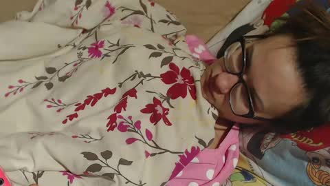 Snapshot of candylady136 chatting on 03/10/25, 01:45 say meow and send tip online show from 03/10/25, 01:45