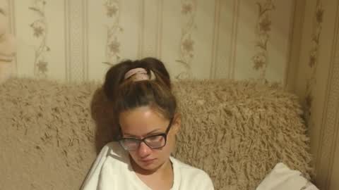 Snapshot of candylady136 chatting on 09/16/25, 08:59 say meow and send tip online show from 09/16/25, 08:59