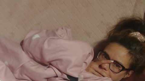 Snapshot of candylady136 chatting on 10/22/25, 09:47 say meow and send tip online show from 10/22/25, 09:47