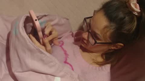 Snapshot of candylady136 chatting on 11/08/25, 11:43 say meow and send tip online show from 11/08/25, 11:43