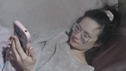 say meow and send tip  online show from 03/10/26, 04:28