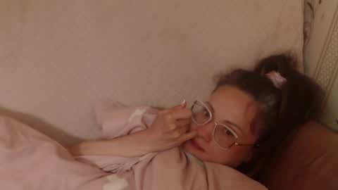 say meow and send tip  online show from 05/10/26, 12:54