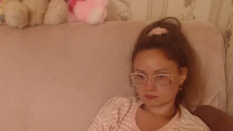 Snapshot of candylady136 chatting on 06/08/26, 05:02 say meow and send tip online show from 06/08/26, 05:02