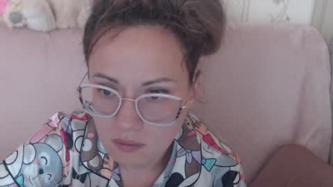 Snapshot of candylady136 chatting on 06/10/26, 08:24 say meow and send tip online show from 06/10/26, 08:24