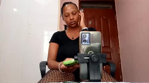 Snapshot of candylove254 chatting on 11/27/25, 11:12 candylove254 online show from 11/27/25, 11:12