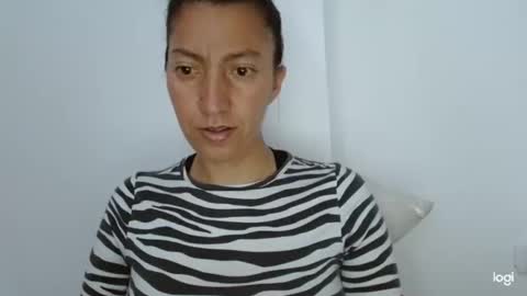 Snapshot of candymilfff chatting on 09/11/25, 03:01 candymilfff online show from 09/11/25, 03:01