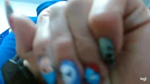 Snapshot of candymilfff chatting on 10/17/25, 03:53 candymilfff online show from 10/17/25, 03:53