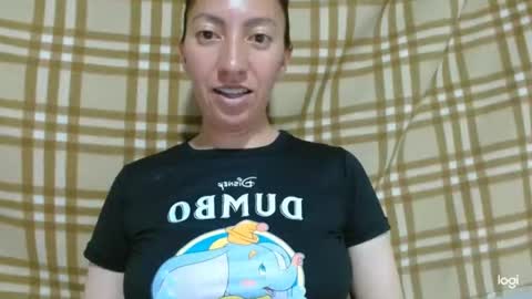 Snapshot of candymilfff chatting on 10/29/25, 03:20 candymilfff online show from 10/29/25, 03:20