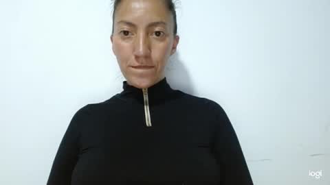 candymilfff online show from 11/12/25, 09:14