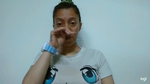 Snapshot of candymilfff chatting on 06/20/26, 04:21 candymilfff online show from 06/20/26, 04:21