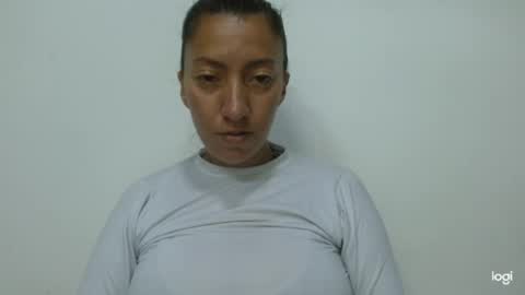 Snapshot of candymilfff chatting on 07/05/26, 02:57 candymilfff online show from 07/05/26, 02:57