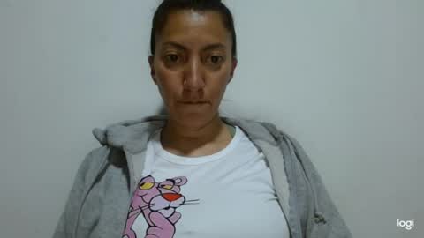 Snapshot of candymilfff chatting on 07/16/26, 02:17 candymilfff online show from 07/16/26, 02:17