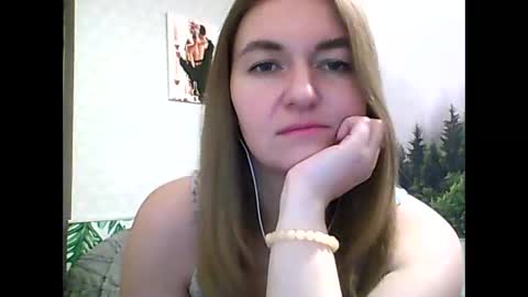 Snapshot of candyolime chatting on 03/02/25, 11:20 Daisy online show from 03/02/25, 11:20