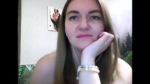 Snapshot of candyolime chatting on 03/05/25, 09:26 Daisy online show from 03/05/25, 09:26