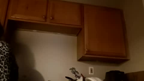 candyredxo2024 online show from 10/12/25, 07:24