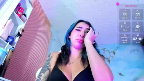 Snapshot of candyrisex chatting on 06/30/26, 03:40 candyrisex online show from 06/30/26, 03:40
