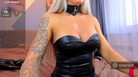 Snapshot of candysandyy chatting on 04/16/26, 07:42 My name is KateIIll be online on December 1 online show from 04/16/26, 07:42