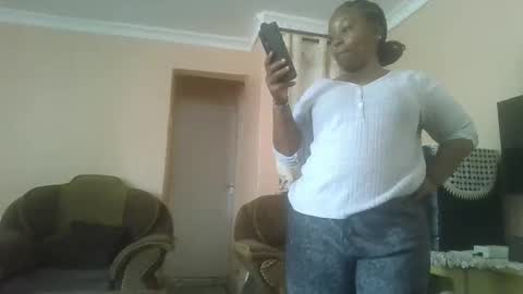 candyXLO online show from 04/07/26, 10:26