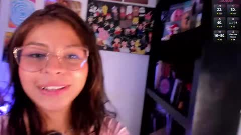 Snapshot of candyxpeach chatting on 02/03/25, 09:18 Camilla online show from 02/03/25, 09:18