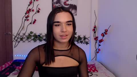 Snapshot of candyy_doll_ chatting on 04/25/26, 04:37 candyy_doll_ online show from 04/25/26, 04:37