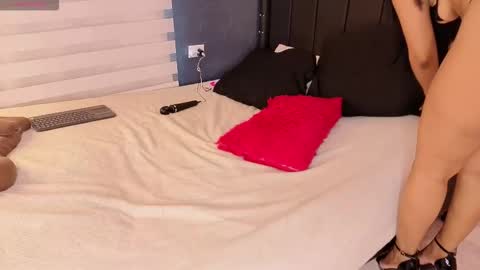 Snapshot of candyy_love1 chatting on 10/03/25, 02:03 candyy_love1 online show from 10/03/25, 02:03