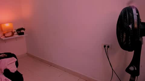 Candy online show from 09/15/25, 02:00