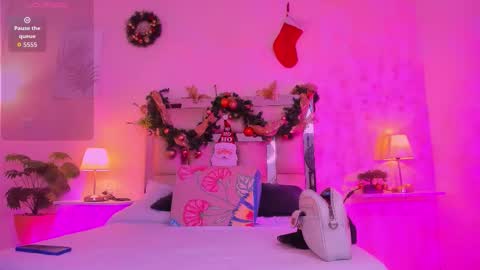 Candy online show from 12/01/25, 07:19