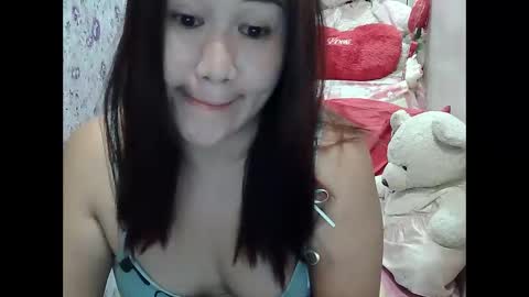 Snapshot of candyyonah03 chatting on 04/07/26, 09:37 candyyonah03 online show from 04/07/26, 09:37