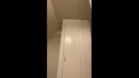 Snapshot of cannakams chatting on 12/15/24, 05:31     online show from 12/15/24, 05:31