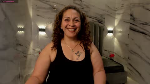 Snapshot of canndy_evanns chatting on 12/09/24, 03:29 Canndy Evanns online show from 12/09/24, 03:29