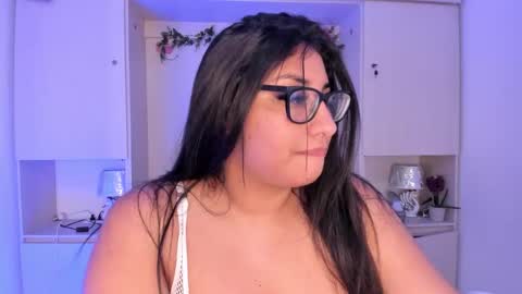 GABRIELA LOPEZ online show from 03/16/26, 08:13