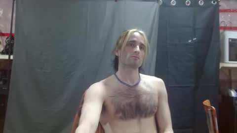 Snapshot of cantbereplaced chatting on 02/18/26, 09:00 cantbereplaced online show from 02/18/26, 09:00