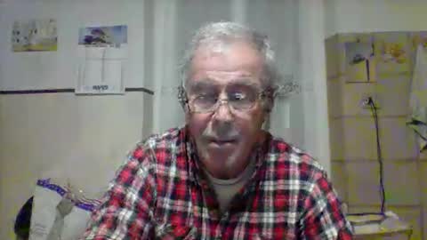 Snapshot of cantera577 chatting on 12/22/25, 01:13 cantera577 online show from 12/22/25, 01:13