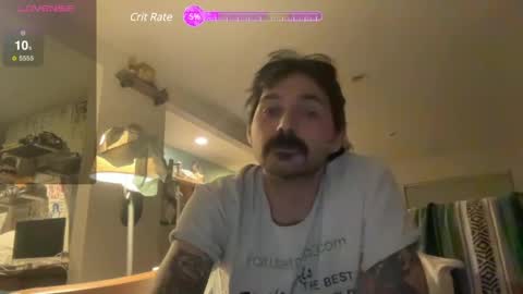 Snapshot of cantleavethehouse chatting on 12/18/24, 05:15 cantleavethehouse online show from 12/18/24, 05:15