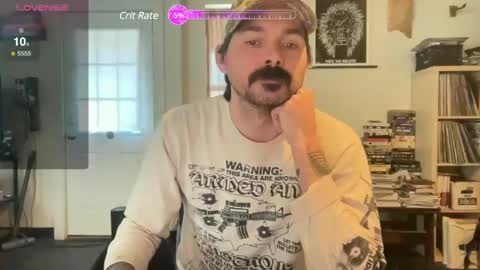 Snapshot of cantleavethehouse chatting on 12/31/24, 04:46 cantleavethehouse online show from 12/31/24, 04:46