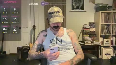 Snapshot of cantleavethehouse chatting on 02/07/25, 05:52 cantleavethehouse online show from 02/07/25, 05:52