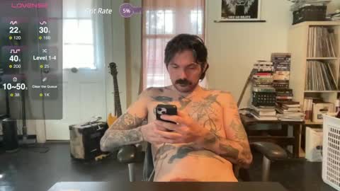 Snapshot of cantleavethehouse chatting on 02/20/25, 08:36 cantleavethehouse online show from 02/20/25, 08:36