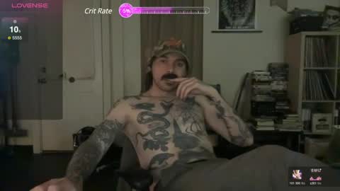 Snapshot of cantleavethehouse chatting on 03/08/25, 01:06 cantleavethehouse online show from 03/08/25, 01:06