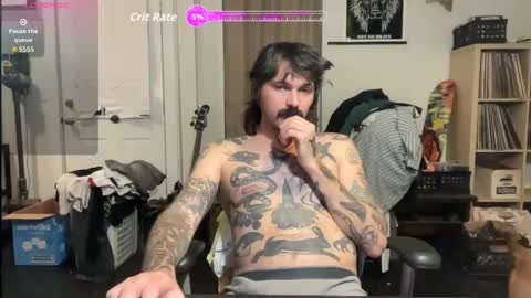 Snapshot of cantleavethehouse chatting on 10/03/25, 08:00 cantleavethehouse online show from 10/03/25, 08:00