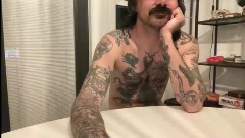 Snapshot of cantleavethehouse chatting on 12/03/25, 08:12 cantleavethehouse online show from 12/03/25, 08:12