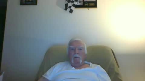 Snapshot of capecod21 chatting on 01/12/25, 12:55 capecod21 online show from 01/12/25, 12:55